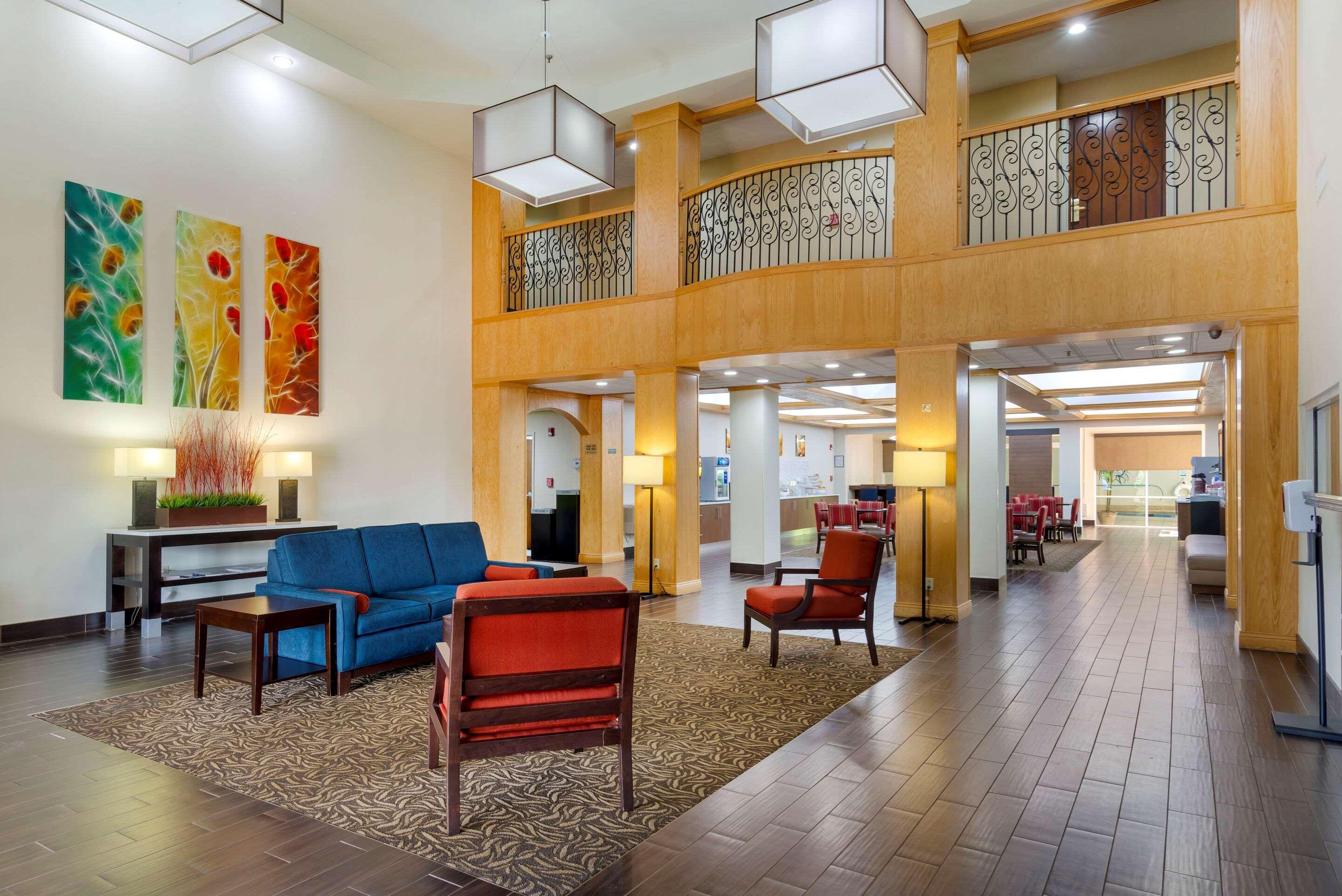 Comfort Suites Milledgeville Eksteriør billede